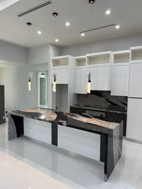 https://firebasestorage.googleapis.com/v0/b/genius-tech-crm.appspot.com/o/galleryClientes%2FLZS9LajfMwJFP1whPBWX%2FfotosCliente%2F0-Del%20Rey%20Countertops%20Inc%20(15).webp?alt=media&token=1bc83df0-5d35-4c77-9e9c-b1b4a9c8da8d