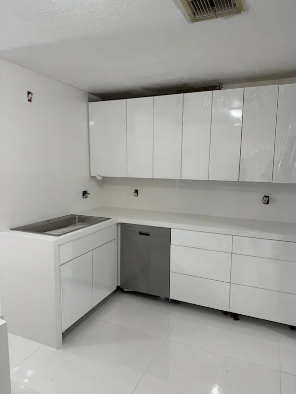 https://firebasestorage.googleapis.com/v0/b/genius-tech-crm.appspot.com/o/galleryClientes%2FLZS9LajfMwJFP1whPBWX%2FfotosCliente%2F1-Del%20Rey%20Countertops%20Inc%20(4).webp?alt=media&token=02be8651-de7a-45bb-9ca9-62dafb78c8a1