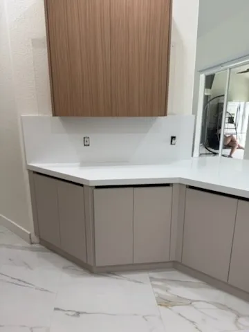 https://firebasestorage.googleapis.com/v0/b/genius-tech-crm.appspot.com/o/galleryClientes%2FLZS9LajfMwJFP1whPBWX%2FfotosCliente%2F4-Del%20Rey%20Countertops%20Inc%20(17).webp?alt=media&token=974f9a71-a8af-4951-a4f0-e0d5cf578845