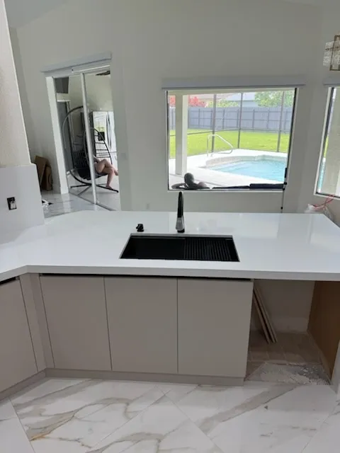 https://firebasestorage.googleapis.com/v0/b/genius-tech-crm.appspot.com/o/galleryClientes%2FLZS9LajfMwJFP1whPBWX%2FfotosCliente%2F4-Del%20Rey%20Countertops%20Inc%20(18).webp?alt=media&token=5da4f56a-2085-4ee5-bad3-742da9159add