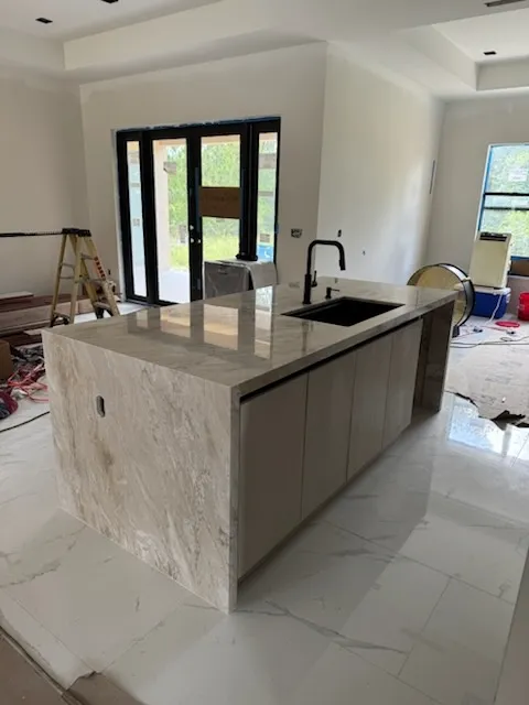 https://firebasestorage.googleapis.com/v0/b/genius-tech-crm.appspot.com/o/galleryClientes%2FLZS9LajfMwJFP1whPBWX%2FfotosCliente%2F4-Del%20Rey%20Countertops%20Inc%20(2).webp?alt=media&token=b64be7e2-26b1-4d26-8f1d-c33d8ad3afbf