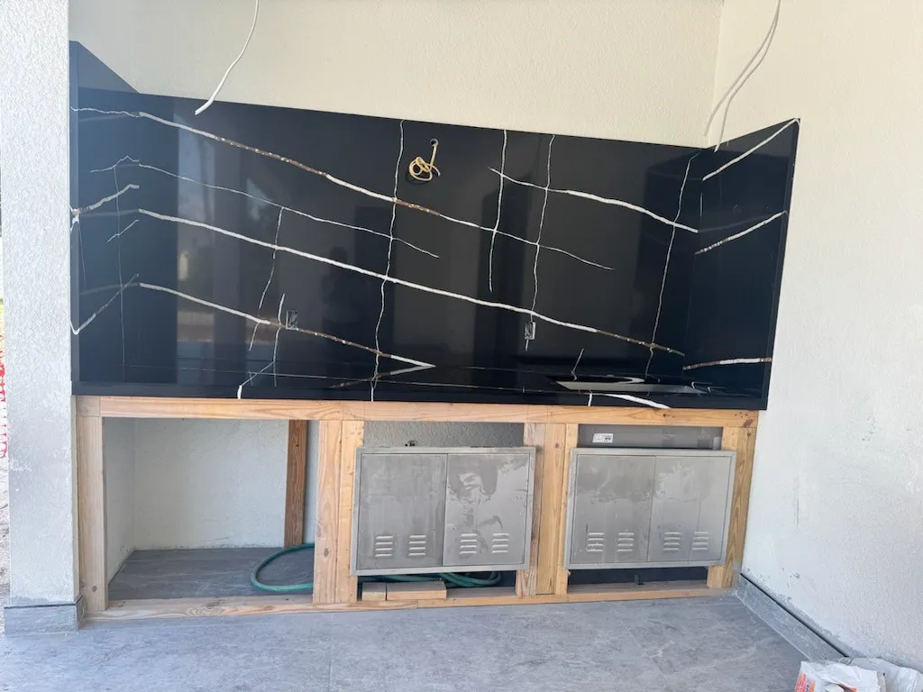 https://firebasestorage.googleapis.com/v0/b/genius-tech-crm.appspot.com/o/galleryClientes%2FLZS9LajfMwJFP1whPBWX%2FfotosCliente%2F5-Del%20Rey%20Countertops%20Inc%20(1).webp?alt=media&token=c3f37e15-9cb2-471c-97db-98ffd27e9fa5