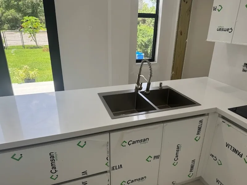 https://firebasestorage.googleapis.com/v0/b/genius-tech-crm.appspot.com/o/galleryClientes%2FLZS9LajfMwJFP1whPBWX%2FfotosCliente%2F5-Del%20Rey%20Countertops%20Inc%20(8).webp?alt=media&token=9504b362-7c32-43b0-b542-e4aea0e6ce07