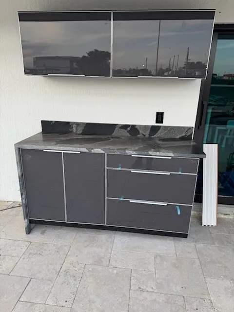 https://firebasestorage.googleapis.com/v0/b/genius-tech-crm.appspot.com/o/galleryClientes%2FLZS9LajfMwJFP1whPBWX%2FfotosCliente%2FDel%20Rey%20Countertop%20(10)-4104.webp?alt=media&token=8764a0d3-6a80-4901-a081-8785068a9e46