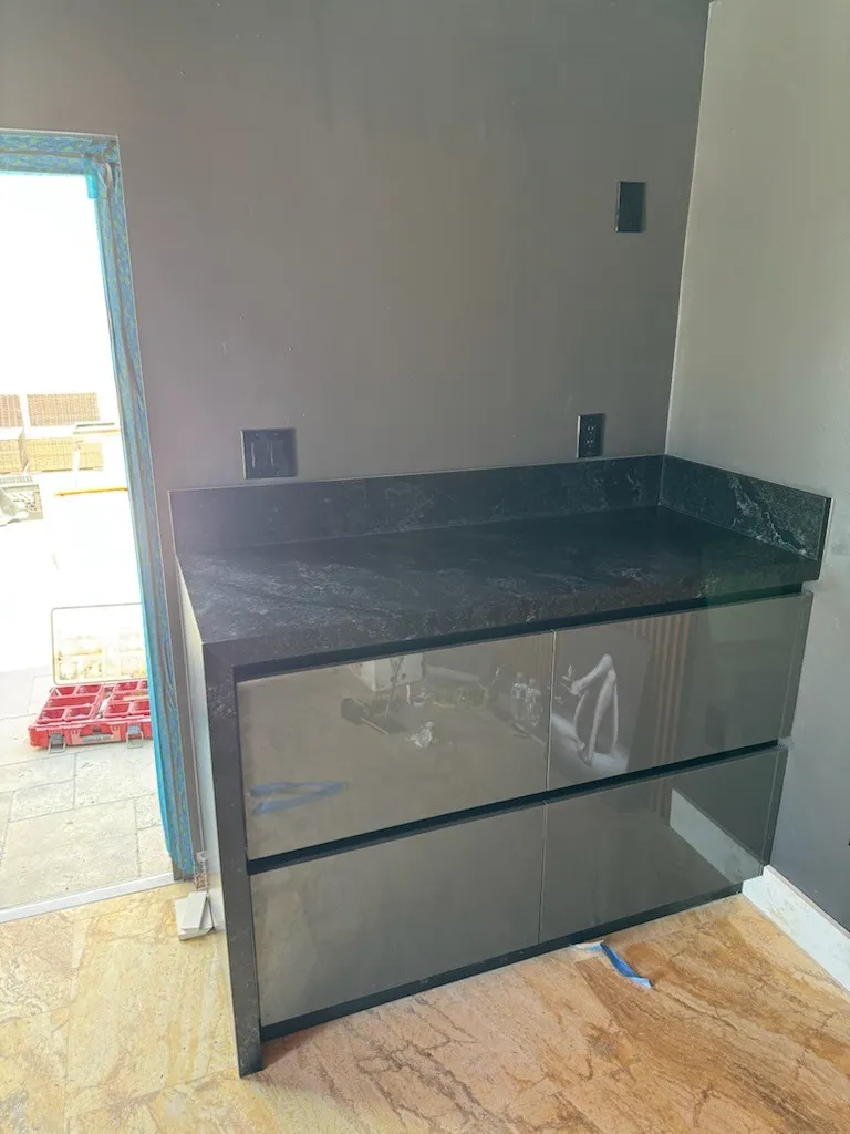 https://firebasestorage.googleapis.com/v0/b/genius-tech-crm.appspot.com/o/galleryClientes%2FLZS9LajfMwJFP1whPBWX%2FfotosCliente%2FDel%20Rey%20Countertop%20(12)-6059.webp?alt=media&token=fd837585-8532-498e-9863-8a74c902e1ee