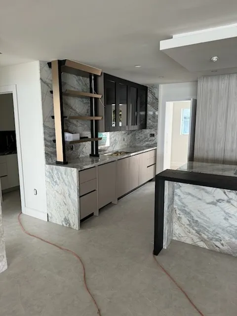 https://firebasestorage.googleapis.com/v0/b/genius-tech-crm.appspot.com/o/galleryClientes%2FLZS9LajfMwJFP1whPBWX%2FfotosCliente%2FDel%20Rey%20Countertops%20%20A%20(13).webp?alt=media&token=ac9a9b41-89a7-42ac-a506-f03d20ade63a
