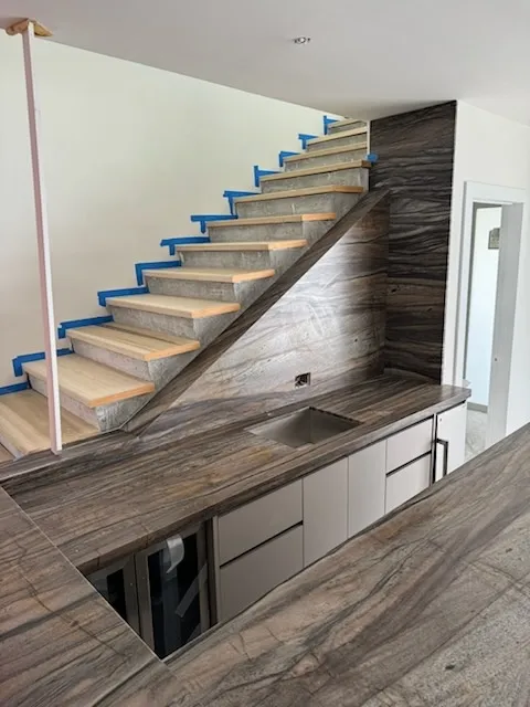 https://firebasestorage.googleapis.com/v0/b/genius-tech-crm.appspot.com/o/galleryClientes%2FLZS9LajfMwJFP1whPBWX%2FfotosCliente%2FDel%20Rey%20Countertops%20%20A%20(15).webp?alt=media&token=4481b4f8-2ea7-46e6-91c3-d0585559f824