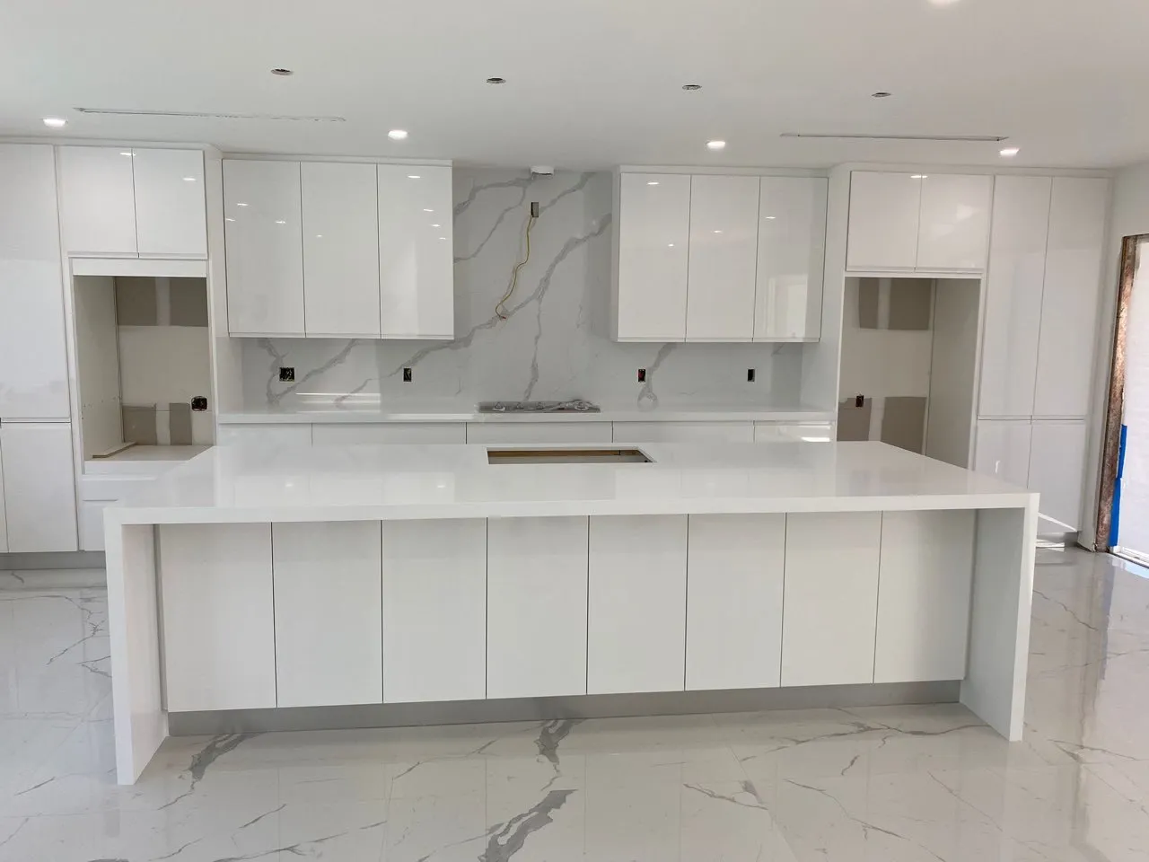 https://firebasestorage.googleapis.com/v0/b/genius-tech-crm.appspot.com/o/galleryClientes%2FLZS9LajfMwJFP1whPBWX%2FfotosCliente%2FDel%20Rey%20Countertops%20%20A%20(23).webp?alt=media&token=610c9c9a-b0e4-40a2-a76d-3442136aeb24