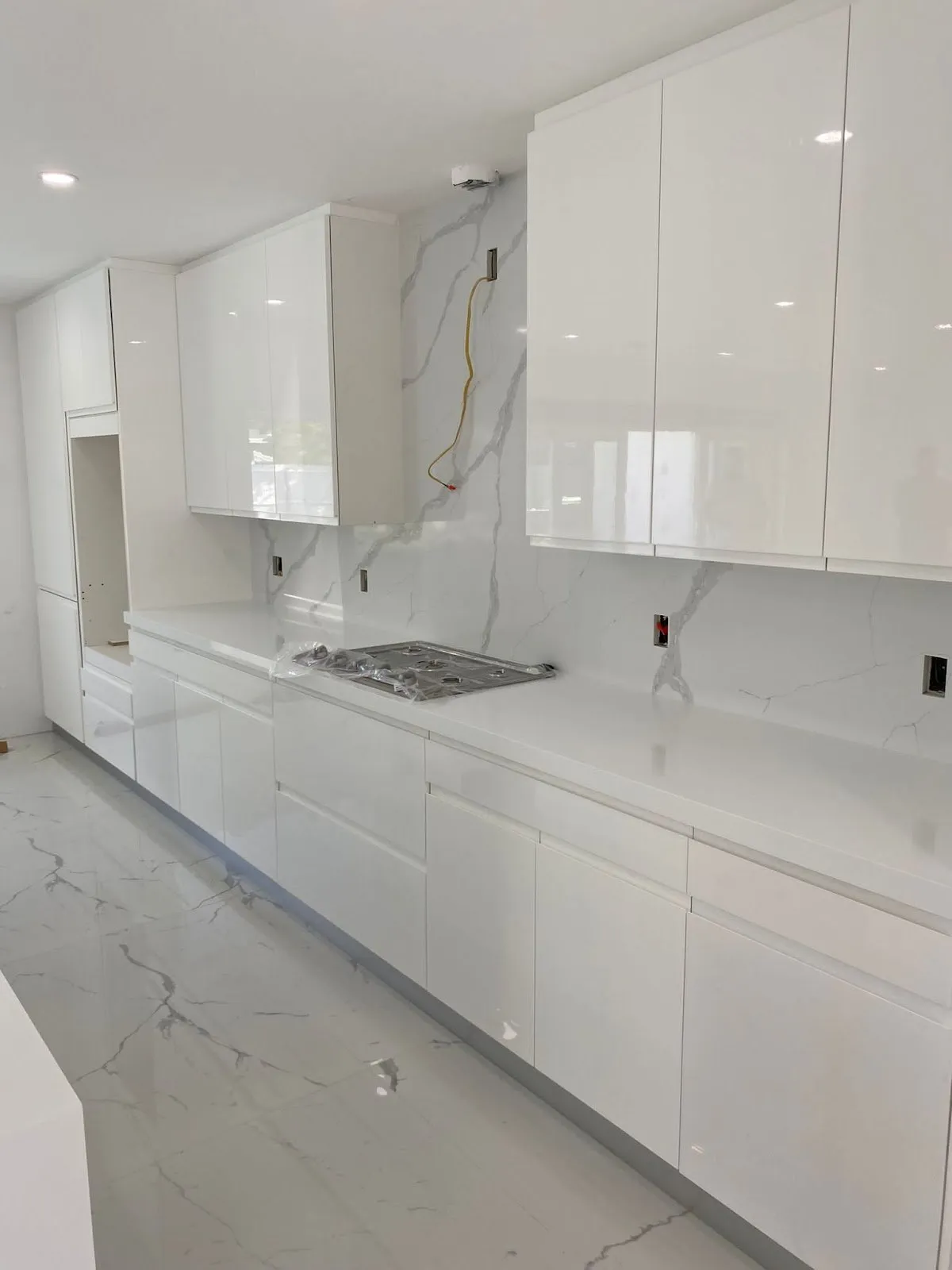 https://firebasestorage.googleapis.com/v0/b/genius-tech-crm.appspot.com/o/galleryClientes%2FLZS9LajfMwJFP1whPBWX%2FfotosCliente%2FDel%20Rey%20Countertops%20%20A%20(25).webp?alt=media&token=0e56119a-e10a-4376-a7fb-0008dcd193d7