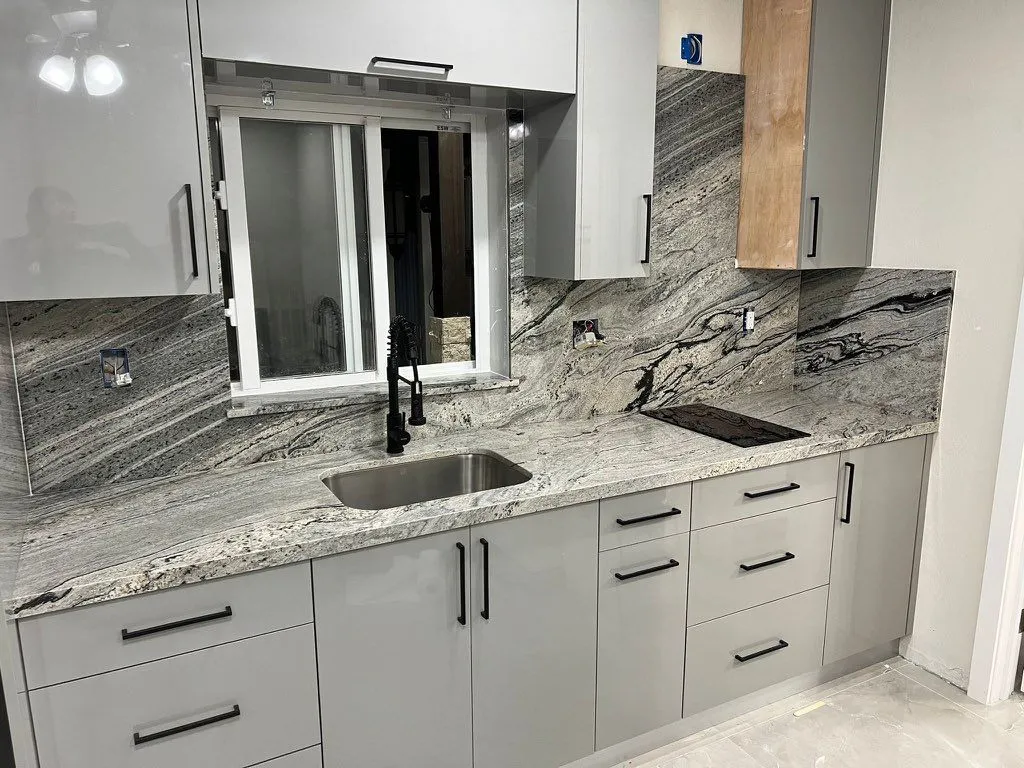 https://firebasestorage.googleapis.com/v0/b/genius-tech-crm.appspot.com/o/galleryClientes%2FLZS9LajfMwJFP1whPBWX%2FfotosCliente%2FDel%20Rey%20Countertops%20%20A%20(47).webp?alt=media&token=08476f21-fe68-46ce-9784-ad10c5760da6