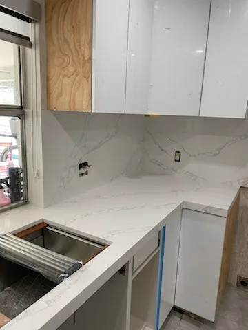 https://firebasestorage.googleapis.com/v0/b/genius-tech-crm.appspot.com/o/galleryClientes%2FLZS9LajfMwJFP1whPBWX%2FfotosCliente%2FDel%20Rey%20Countertops%20%20A%20(69).webp?alt=media&token=63e1a28a-988c-4f21-8c65-409dce9f6bee