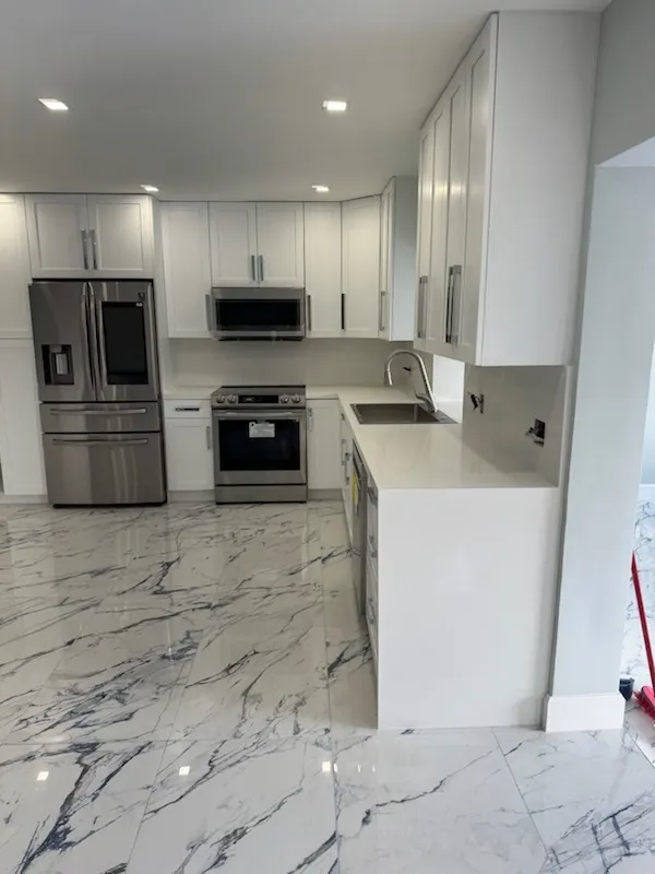https://firebasestorage.googleapis.com/v0/b/genius-tech-crm.appspot.com/o/galleryClientes%2FLZS9LajfMwJFP1whPBWX%2FfotosCliente%2FDel%20Rey%20Countertops%20%20A%20(7).webp?alt=media&token=a6cbceb7-3e42-47da-b6fb-f90b24be9ef9
