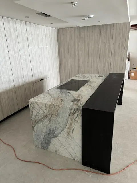 https://firebasestorage.googleapis.com/v0/b/genius-tech-crm.appspot.com/o/galleryClientes%2FLZS9LajfMwJFP1whPBWX%2FfotosCliente%2FDel%20Rey%20Countertops%20%20A%20(9).webp?alt=media&token=a9226239-5e1f-494c-b4a4-f2b72d66b4a2