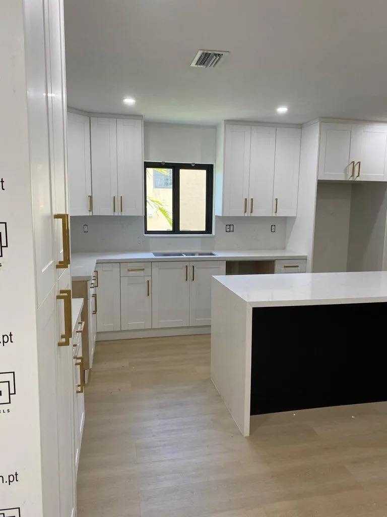 https://firebasestorage.googleapis.com/v0/b/genius-tech-crm.appspot.com/o/galleryClientes%2FLZS9LajfMwJFP1whPBWX%2FfotosCliente%2FDel%20Rey%20Countertops%20B%20(19).webp?alt=media&token=9f5a7709-e6b9-407b-884c-7ef989773002