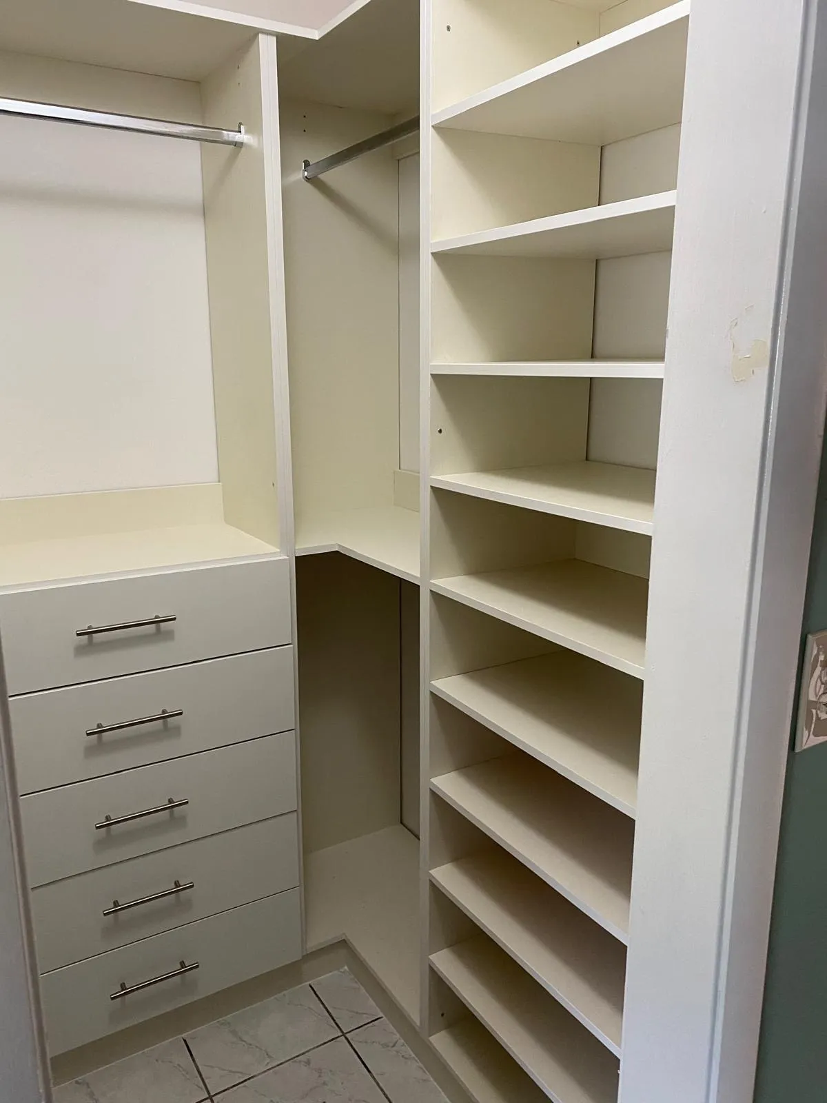 https://firebasestorage.googleapis.com/v0/b/genius-tech-crm.appspot.com/o/galleryClientes%2FLZS9LajfMwJFP1whPBWX%2FfotosCliente%2FDel%20Rey%20Countertops%20B%20(22).webp?alt=media&token=b0af75a3-17f2-4a2a-b03f-5bafa8d96fe3
