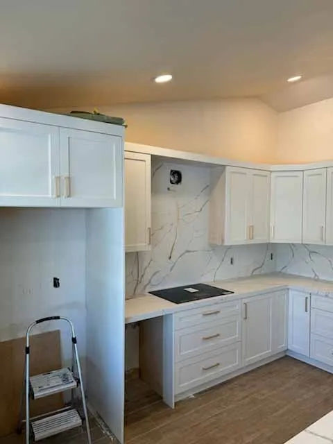 https://firebasestorage.googleapis.com/v0/b/genius-tech-crm.appspot.com/o/galleryClientes%2FLZS9LajfMwJFP1whPBWX%2FfotosCliente%2FDel%20Rey%20Countertops%20Fots%20RT%20(36).webp?alt=media&token=e7fe0e8d-9aa6-41f8-8d1e-54819973dd42