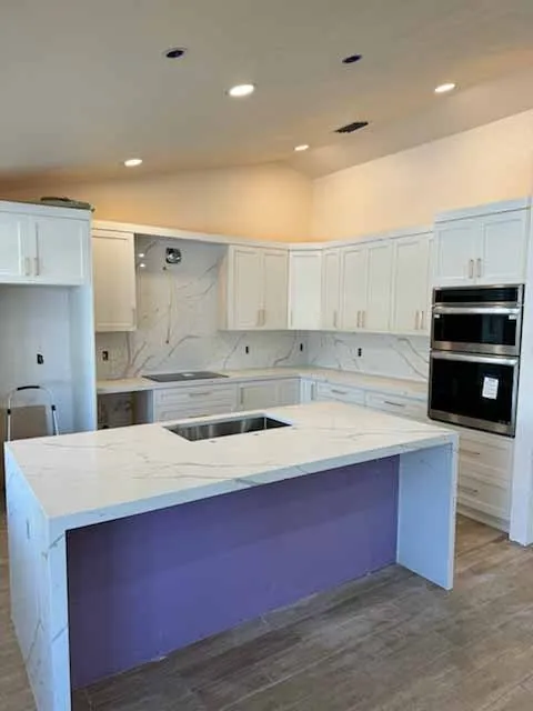 https://firebasestorage.googleapis.com/v0/b/genius-tech-crm.appspot.com/o/galleryClientes%2FLZS9LajfMwJFP1whPBWX%2FfotosCliente%2FDel%20Rey%20Countertops%20Fots%20RT%20(39).webp?alt=media&token=1127f8ec-e622-463f-ba09-10c5cbc7dc1b