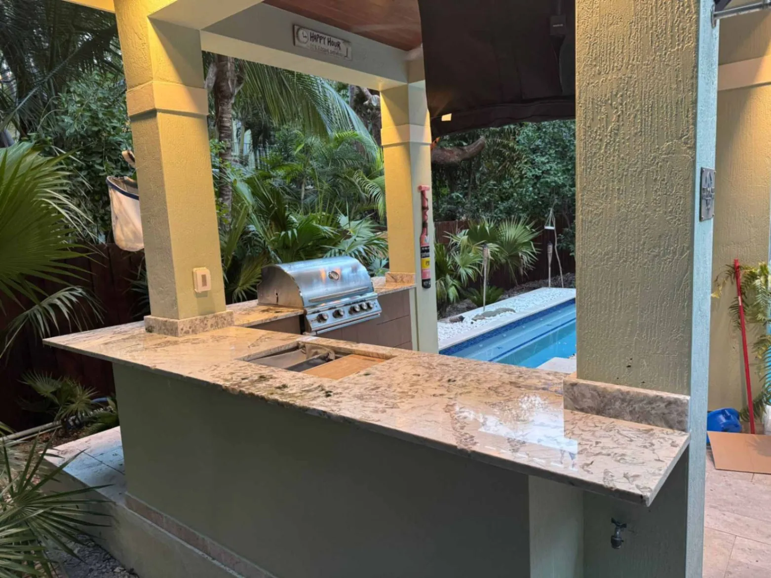 https://firebasestorage.googleapis.com/v0/b/genius-tech-crm.appspot.com/o/galleryClientes%2FLZS9LajfMwJFP1whPBWX%2FfotosCliente%2FDel%20Rey%20Countertops%20Fots%20RT%20(4).webp?alt=media&token=108b0536-d545-4b09-974a-b1078b1c7937