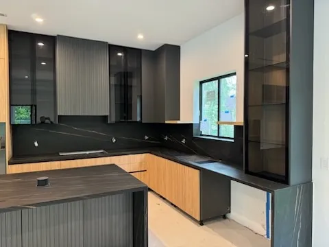 https://firebasestorage.googleapis.com/v0/b/genius-tech-crm.appspot.com/o/galleryClientes%2FLZS9LajfMwJFP1whPBWX%2FfotosCliente%2FDel%20Rey%20Countertops%20I%20(18).webp?alt=media&token=a38f2a97-29d1-427a-abda-76a601d7a370