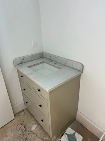 https://firebasestorage.googleapis.com/v0/b/genius-tech-crm.appspot.com/o/galleryClientes%2FLZS9LajfMwJFP1whPBWX%2FfotosCliente%2FDel%20Rey%20Countertops%20Inc%20(10).webp?alt=media&token=cd5a407f-e96f-4bf8-b66d-a19d482f6f60
