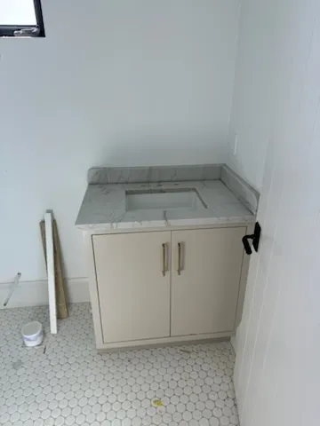https://firebasestorage.googleapis.com/v0/b/genius-tech-crm.appspot.com/o/galleryClientes%2FLZS9LajfMwJFP1whPBWX%2FfotosCliente%2FDel%20Rey%20Countertops%20Inc%20(11).webp?alt=media&token=3b20f95f-7933-4d46-aa40-e3630b9db2e4