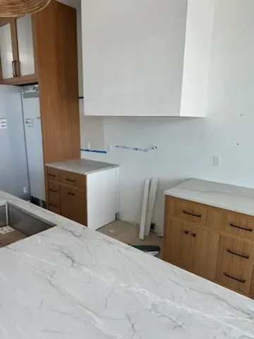 https://firebasestorage.googleapis.com/v0/b/genius-tech-crm.appspot.com/o/galleryClientes%2FLZS9LajfMwJFP1whPBWX%2FfotosCliente%2FDel%20Rey%20Countertops%20Inc%20(4).webp?alt=media&token=e08fbc51-6afc-4af0-bd6e-1cadd82b429d