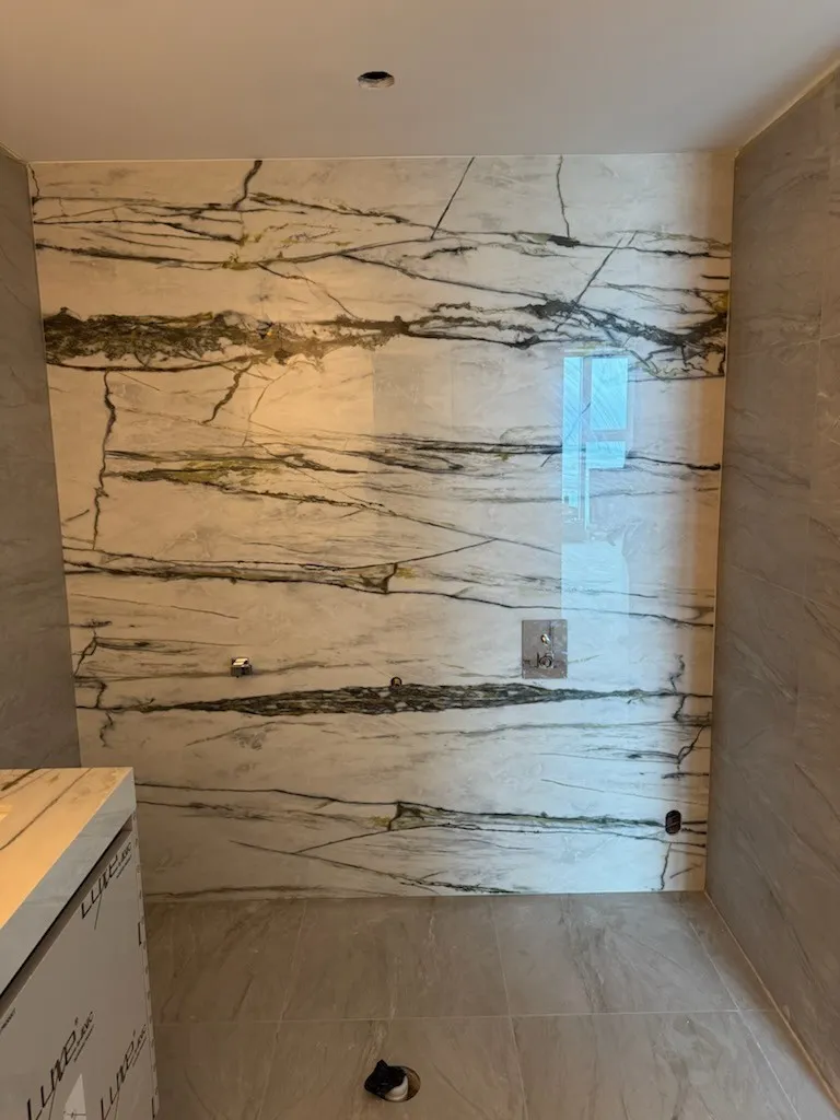 https://firebasestorage.googleapis.com/v0/b/genius-tech-crm.appspot.com/o/galleryClientes%2FLZS9LajfMwJFP1whPBWX%2FfotosCliente%2FDel%20Rey%20Countertops%20Inc%20ft%20(1)-3599.webp?alt=media&token=4c031fec-629d-4504-9c41-2836164ac9d9
