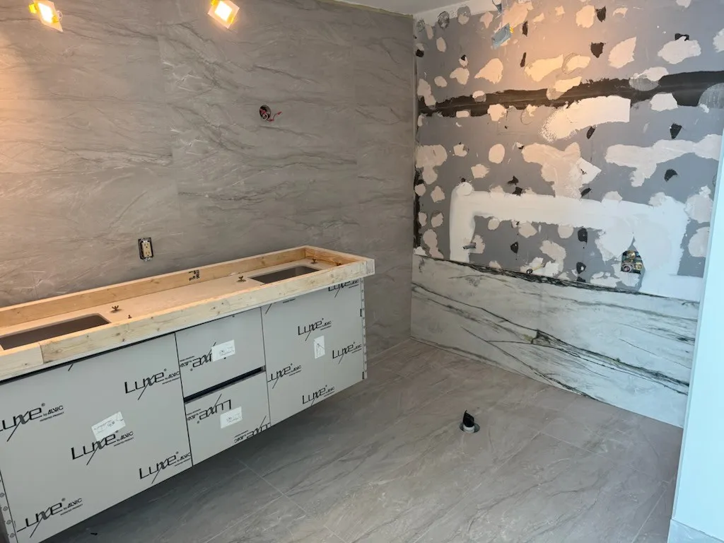 https://firebasestorage.googleapis.com/v0/b/genius-tech-crm.appspot.com/o/galleryClientes%2FLZS9LajfMwJFP1whPBWX%2FfotosCliente%2FDel%20Rey%20Countertops%20Inc%20ft%20(2)-4430.webp?alt=media&token=e2bd245d-1514-4006-8fe6-be907403973c