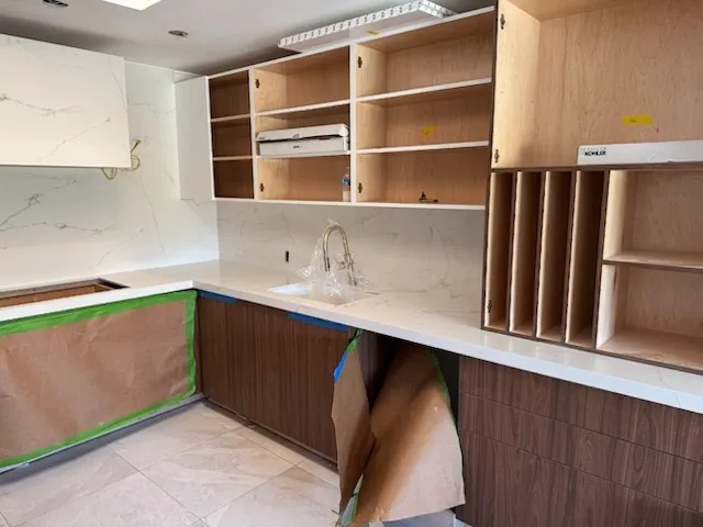 https://firebasestorage.googleapis.com/v0/b/genius-tech-crm.appspot.com/o/galleryClientes%2FLZS9LajfMwJFP1whPBWX%2FfotosCliente%2FDel%20Rey%20Countertops%20Inc%20ft%20(5).webp?alt=media&token=f9354cad-64b5-45db-9349-4588dcb7e4c2