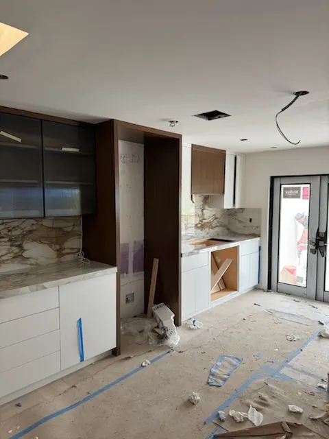 https://firebasestorage.googleapis.com/v0/b/genius-tech-crm.appspot.com/o/galleryClientes%2FLZS9LajfMwJFP1whPBWX%2FfotosCliente%2FDel%20Rey%20Countertops%20Inc%20ftrs%20(5).webp?alt=media&token=261c55ad-a454-4716-867c-dd892f1be2e7