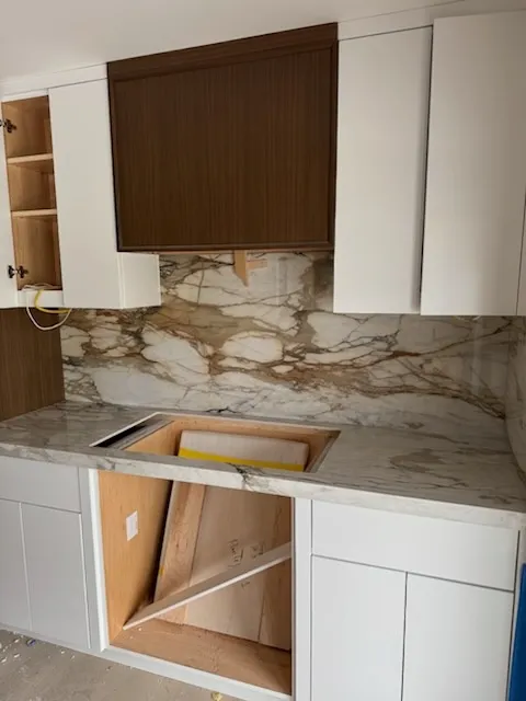 https://firebasestorage.googleapis.com/v0/b/genius-tech-crm.appspot.com/o/galleryClientes%2FLZS9LajfMwJFP1whPBWX%2FfotosCliente%2FDel%20Rey%20Countertops%20Inc%20ftrs%20(7).webp?alt=media&token=500dc81c-523b-4658-a0f5-3c120d47aff2