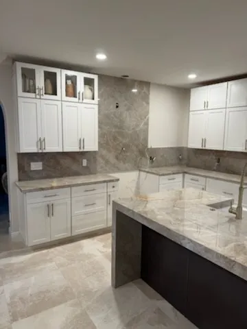 https://firebasestorage.googleapis.com/v0/b/genius-tech-crm.appspot.com/o/galleryClientes%2FLZS9LajfMwJFP1whPBWX%2FfotosCliente%2FDel%20Rey%20Countertops%20fts%20(14).webp?alt=media&token=4f16810d-dd60-4056-a1ec-da16b9239927