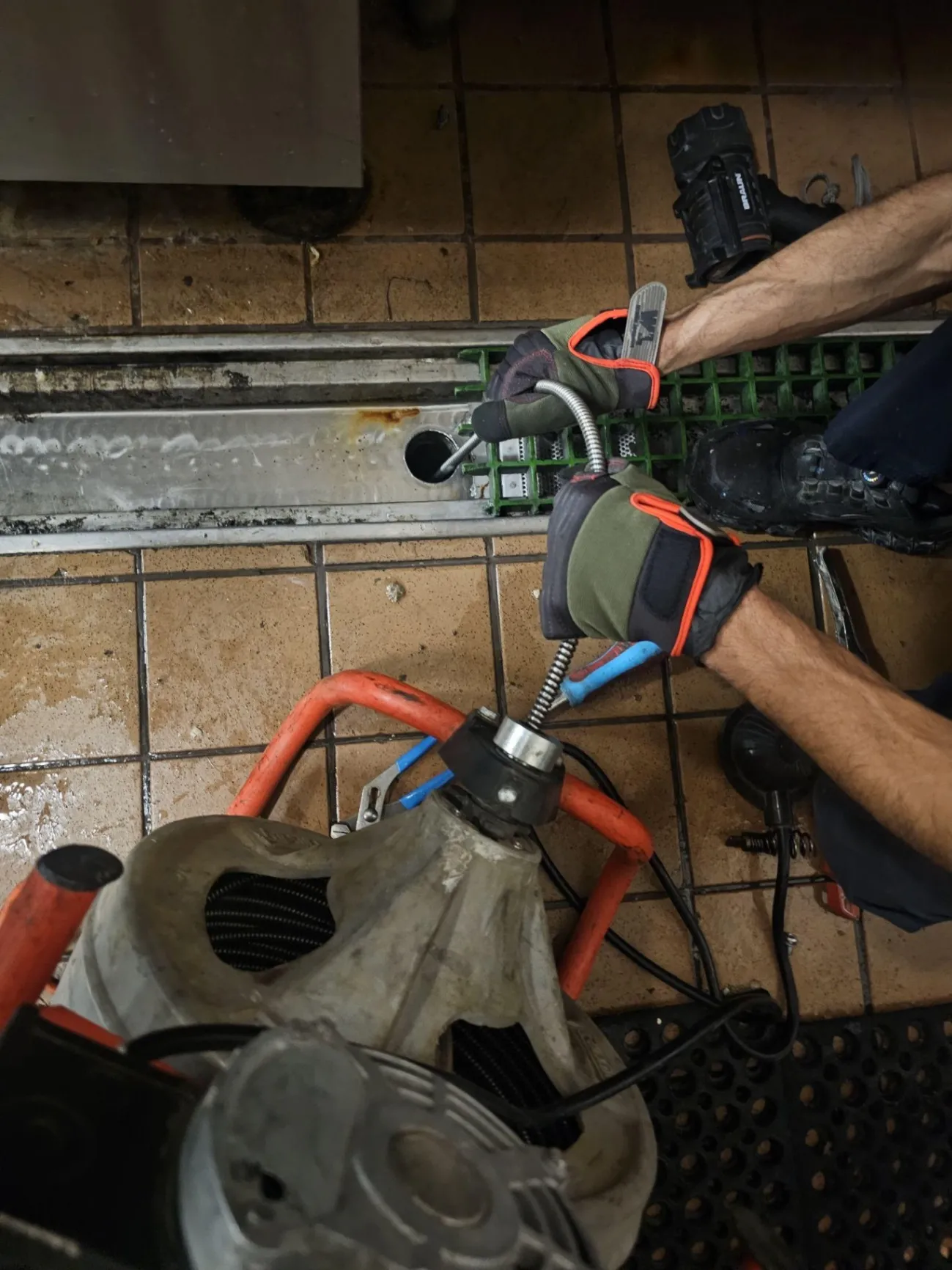 Sewer snaking services