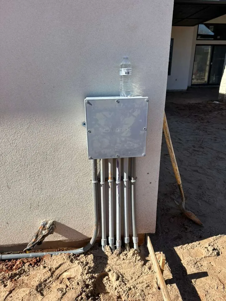 Contat Image