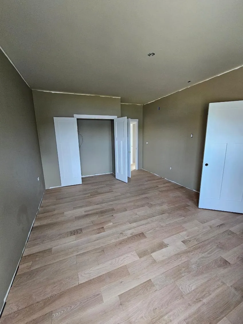 Gallery image 10