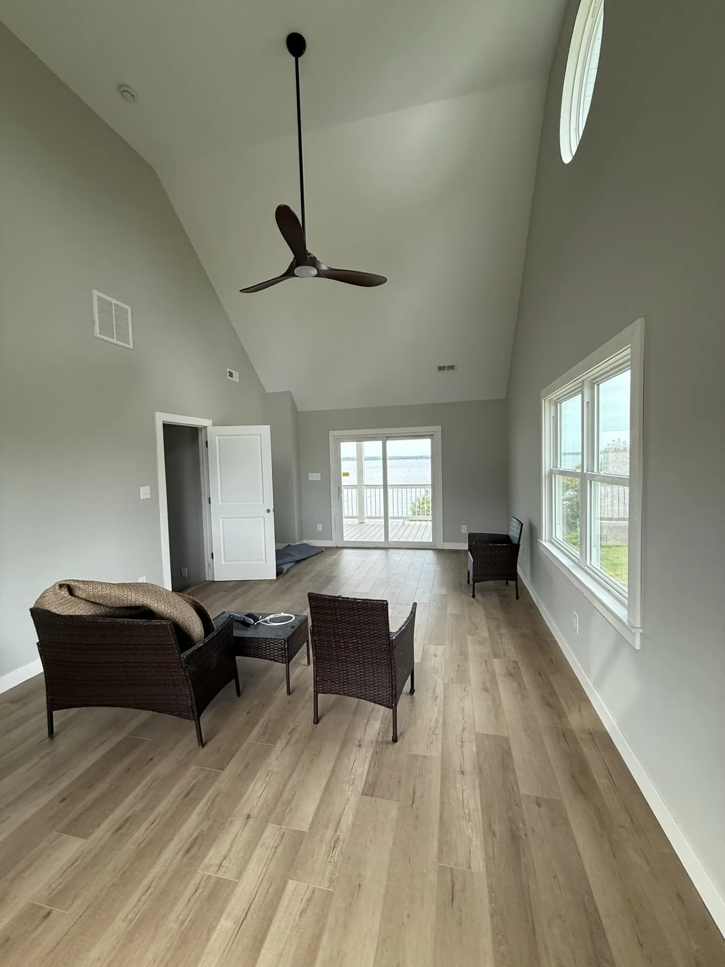 Gallery image 19