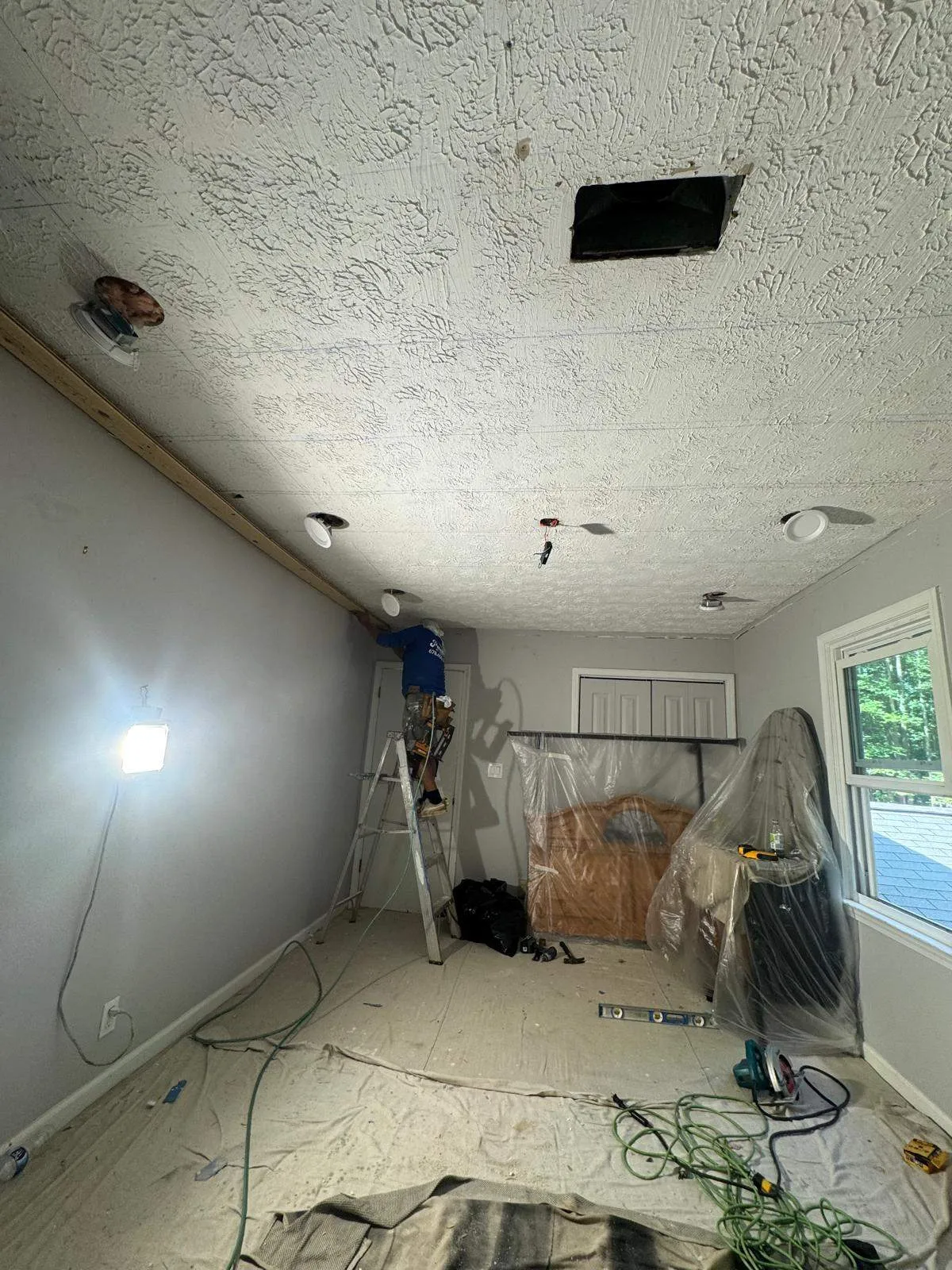 Gallery image 0