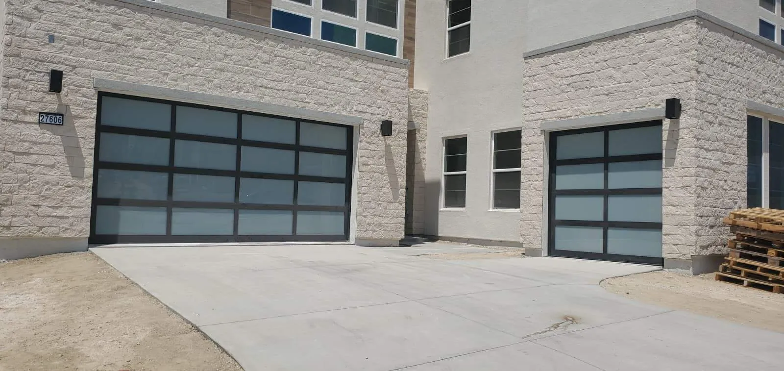 J  & B Garage Doors Corp