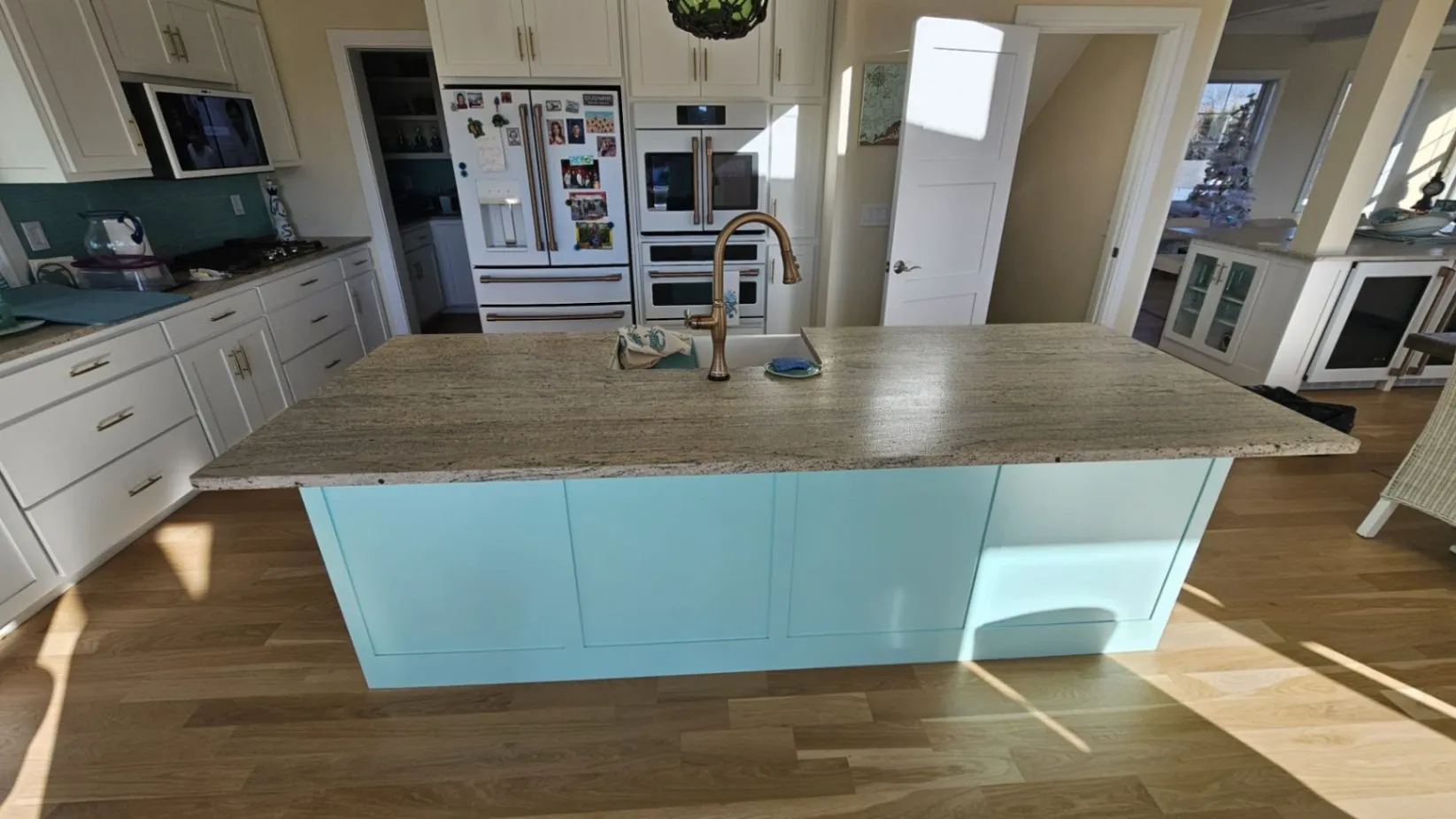 Gallery image 303