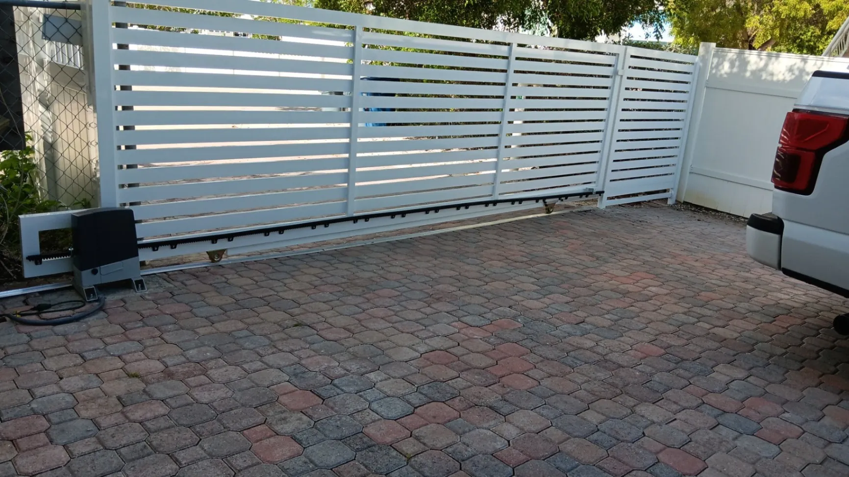 Rolling Gate