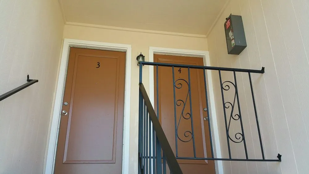 Gallery 7
