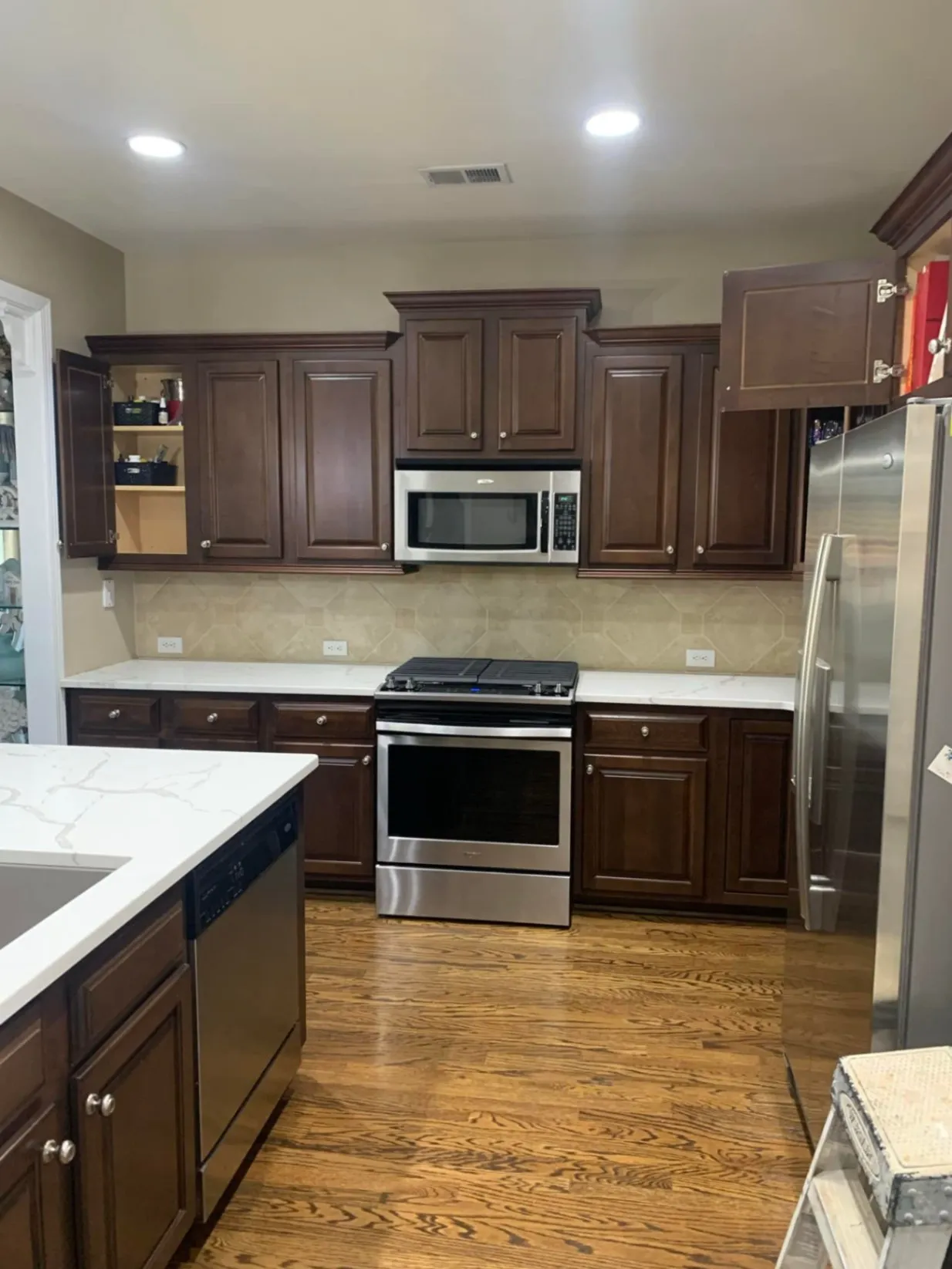 Kitchen Cabinet Painting