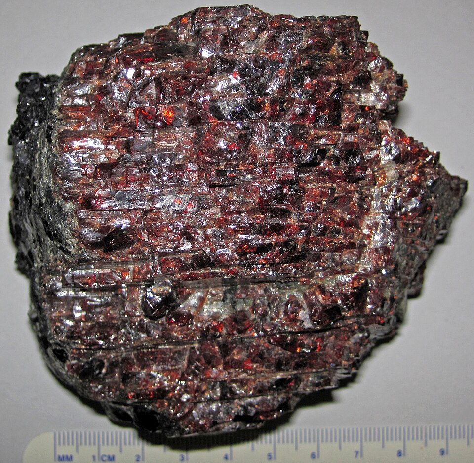 Amphibolite (Garnet-bearing)