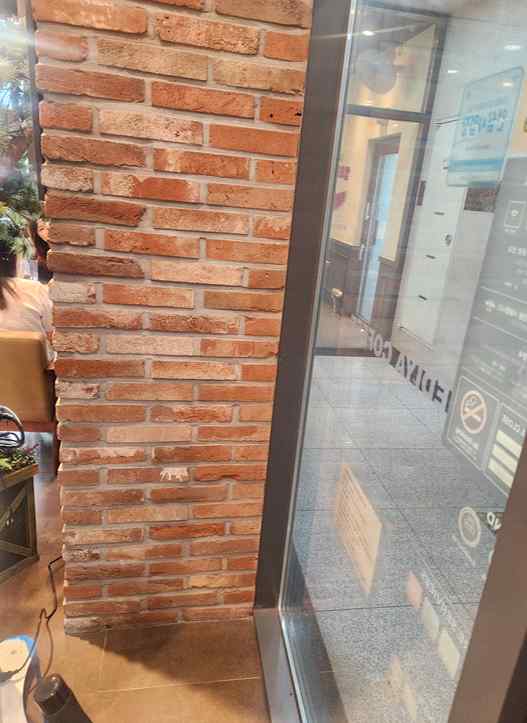 이디야커피 (의정부 신곡동) 배리어프리 키오스크 설치 전