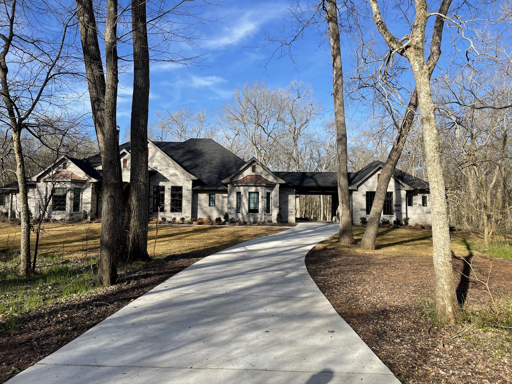 Working together with the home architect in Houston and the custom home builder is the first step in the construction phase, Get connected here...