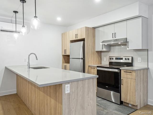 RENTAL - Modern 4 1/2 | 2024 Construction | Deux montagnes photo