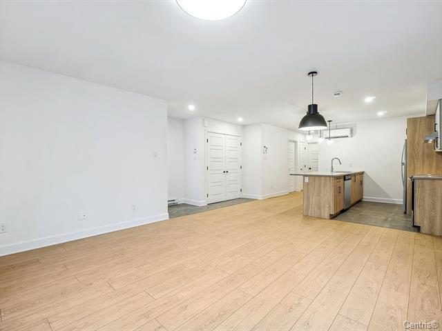 RENTAL - Modern 4 1/2 | 2024 Construction | Deux montagnes photo