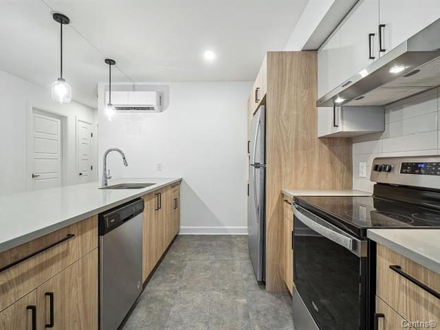 RENTAL - Modern 4 1/2 | 2024 Construction | Deux montagnes photo