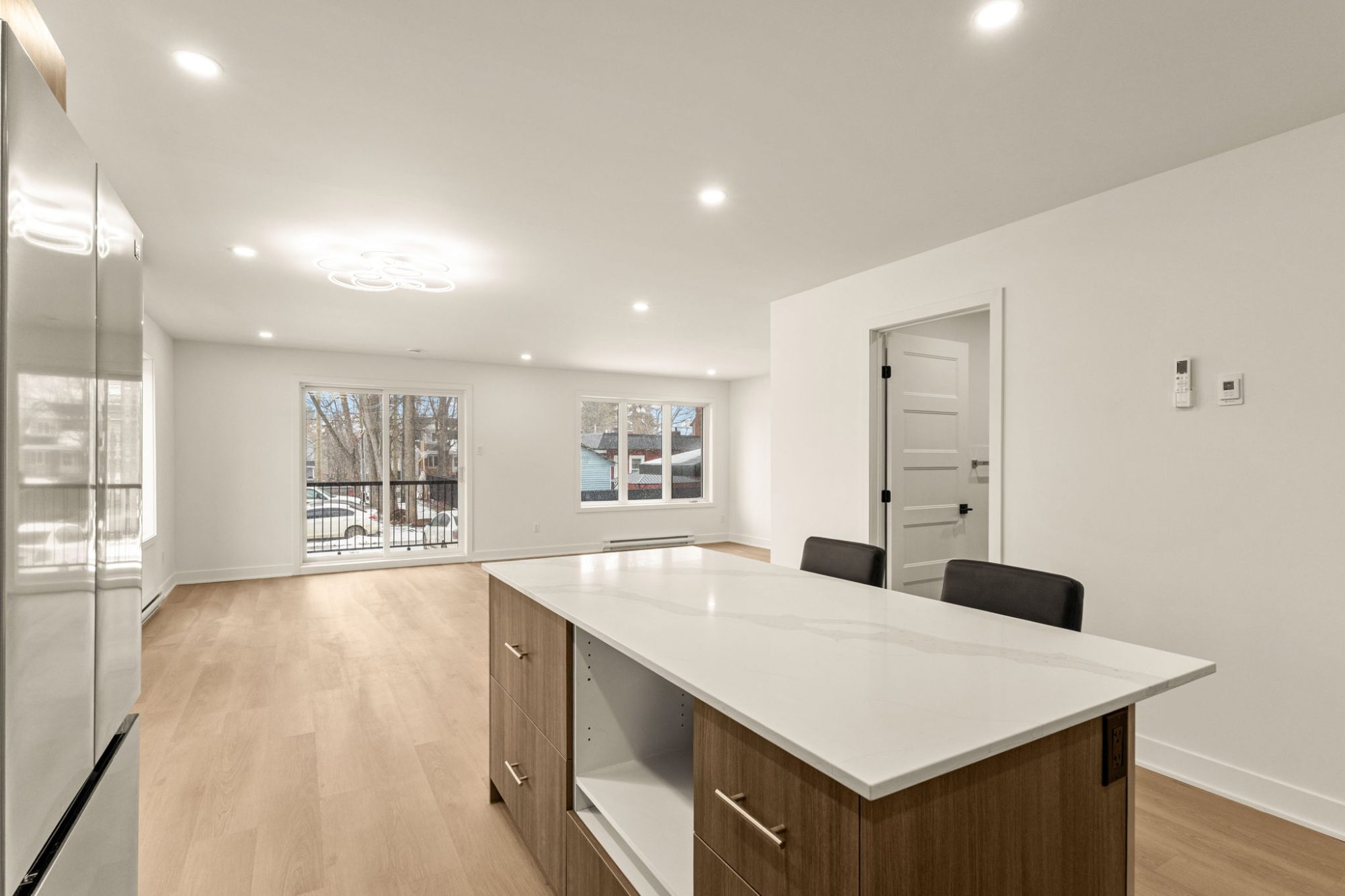 NEW 4 1/2 For Rent photo