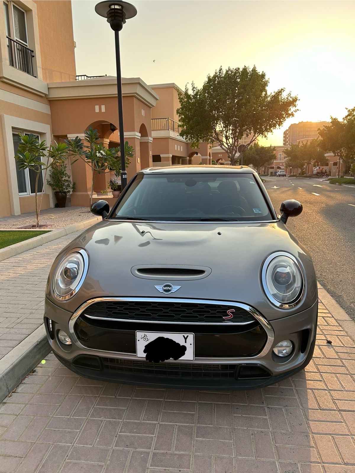 Mini Cooper S Clubman 2016 Turbocharged2.0 Liter four cylinder engine 